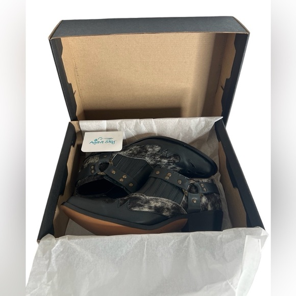 Agave Sky Gigi Genuine Leather Cowhide Bootie - Picture 6 of 14